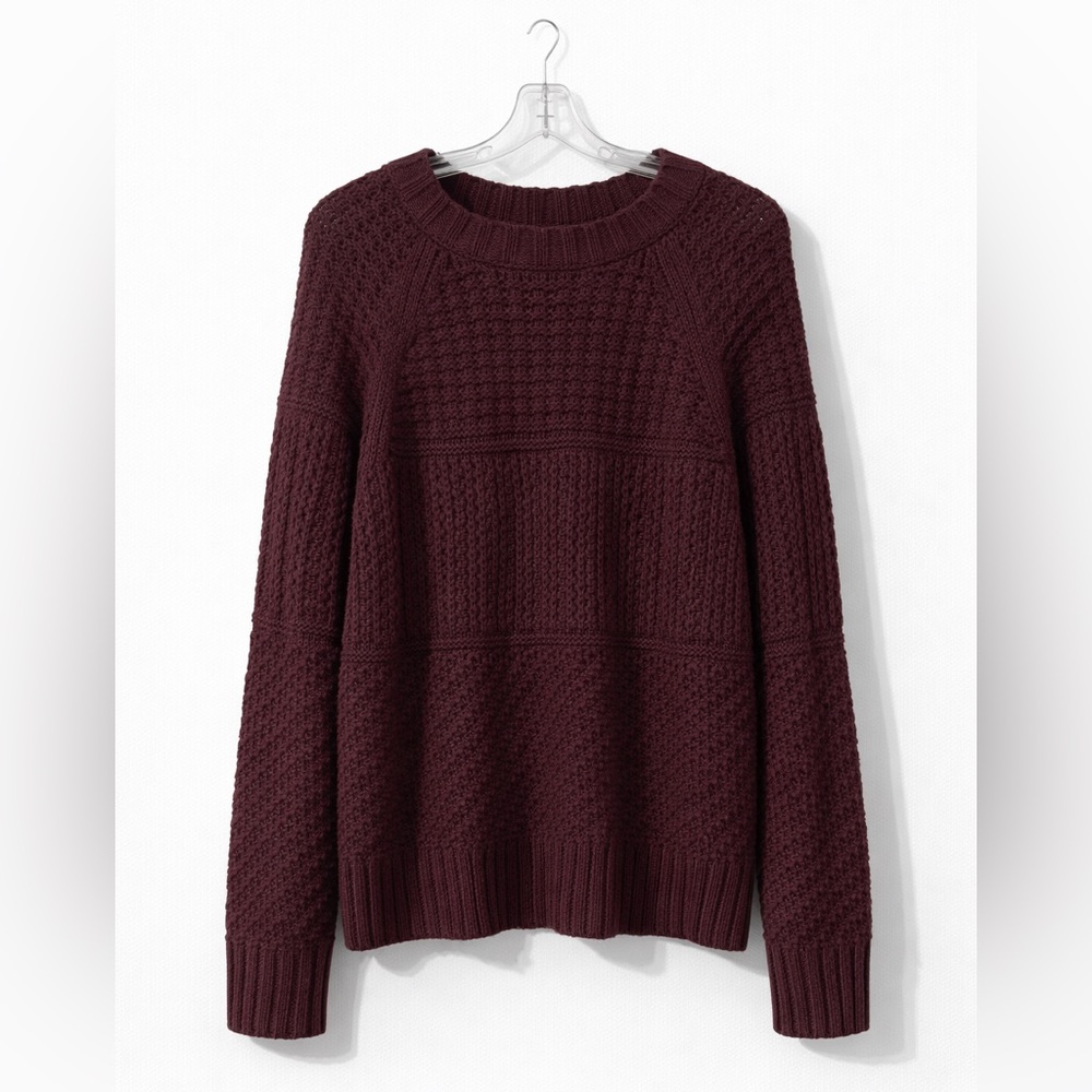 Time and Tru Deep Burgundy Crew Neck Sweater